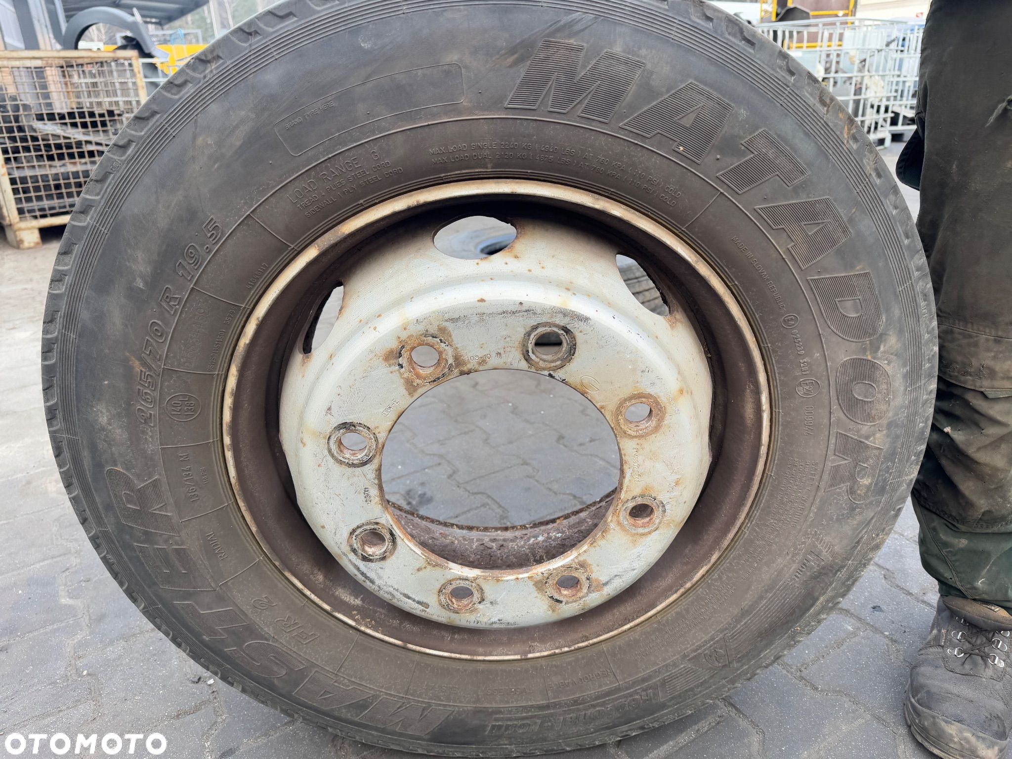 Kompletne koło, felga, opona Matador 265/70 R19,5 - 1