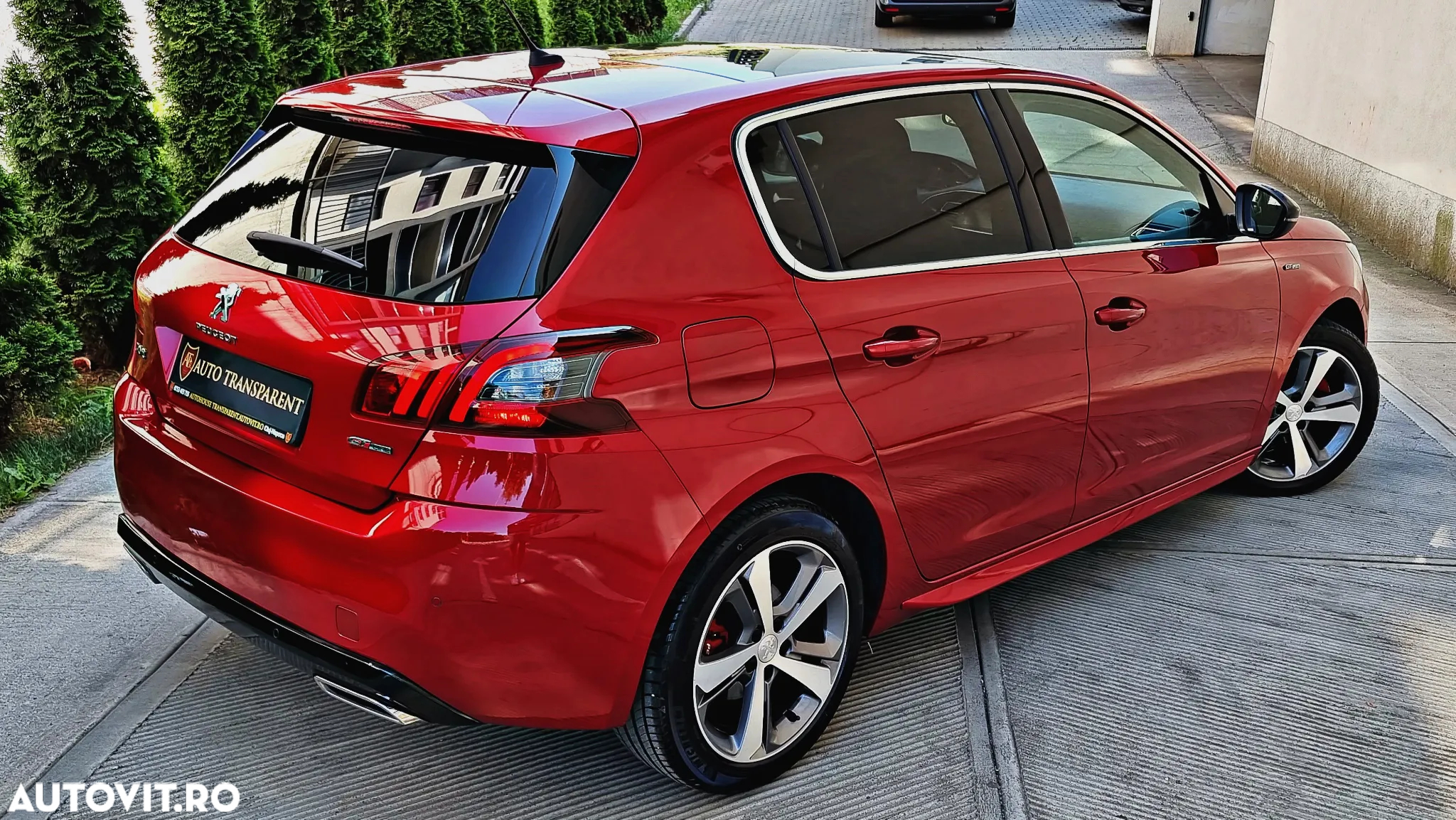 Peugeot 308 1.2L PureTech 130 S&S EAT8 GT - 24