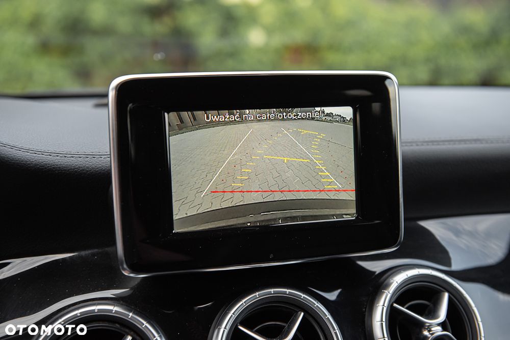 Mercedes-Benz CLA 250 7G-DCT StreetStyle - 28