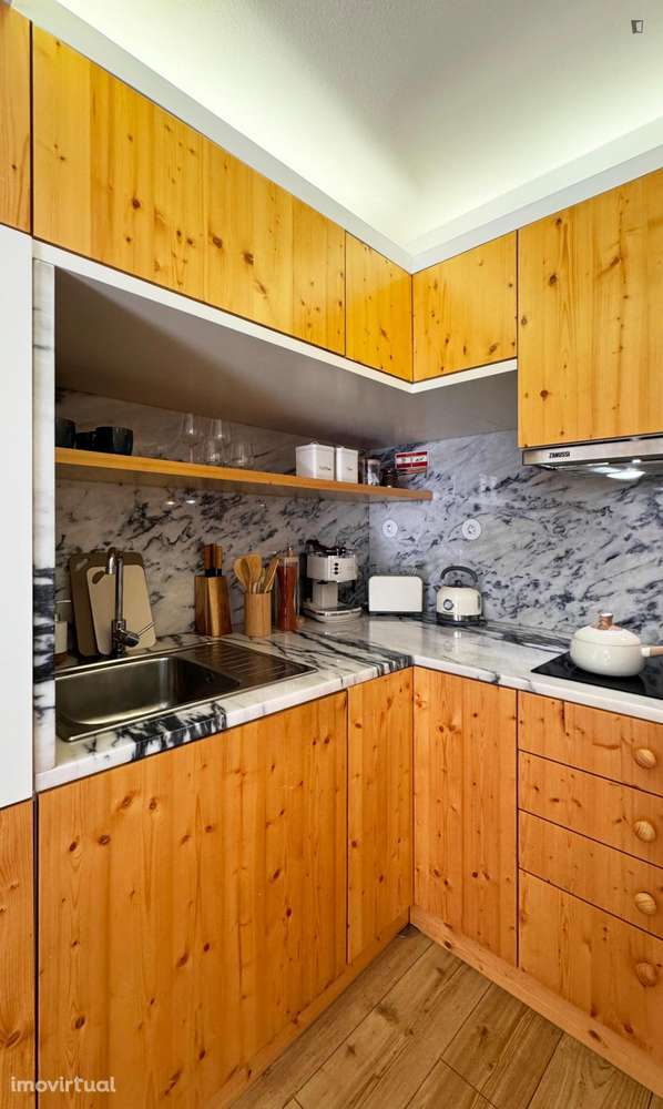 Estúdio - localizado em Alta Universitária Coimbra - Grande imagem: 4/15