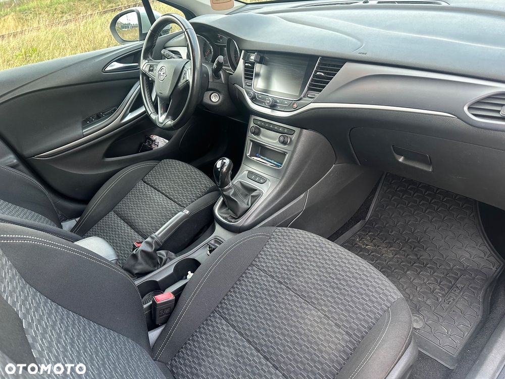 Opel Astra - 11