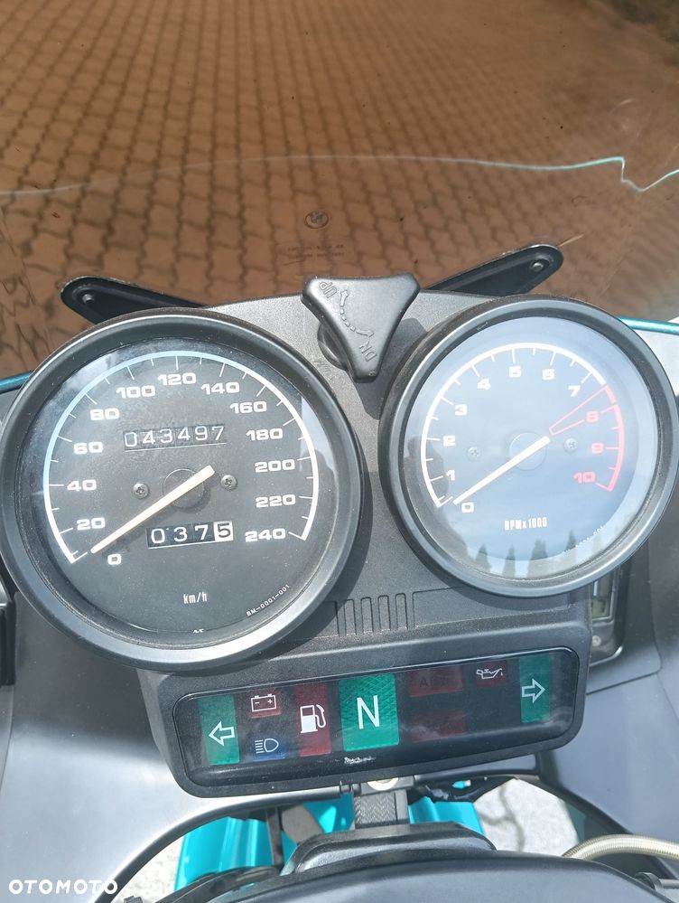 BMW R - 12