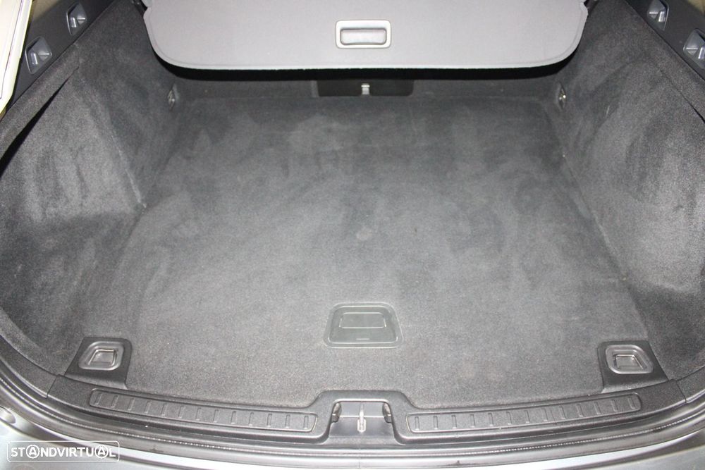 Volvo V60 2.0 D3 Geartronic - 28