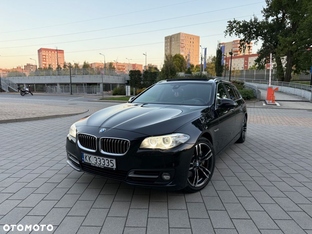 BMW Seria 5 525d Touring Modern Line - 1