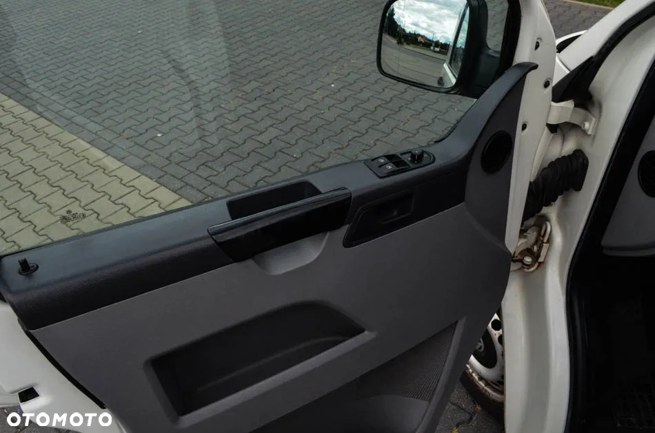 Volkswagen Transporter Multivan Comfortline - 33