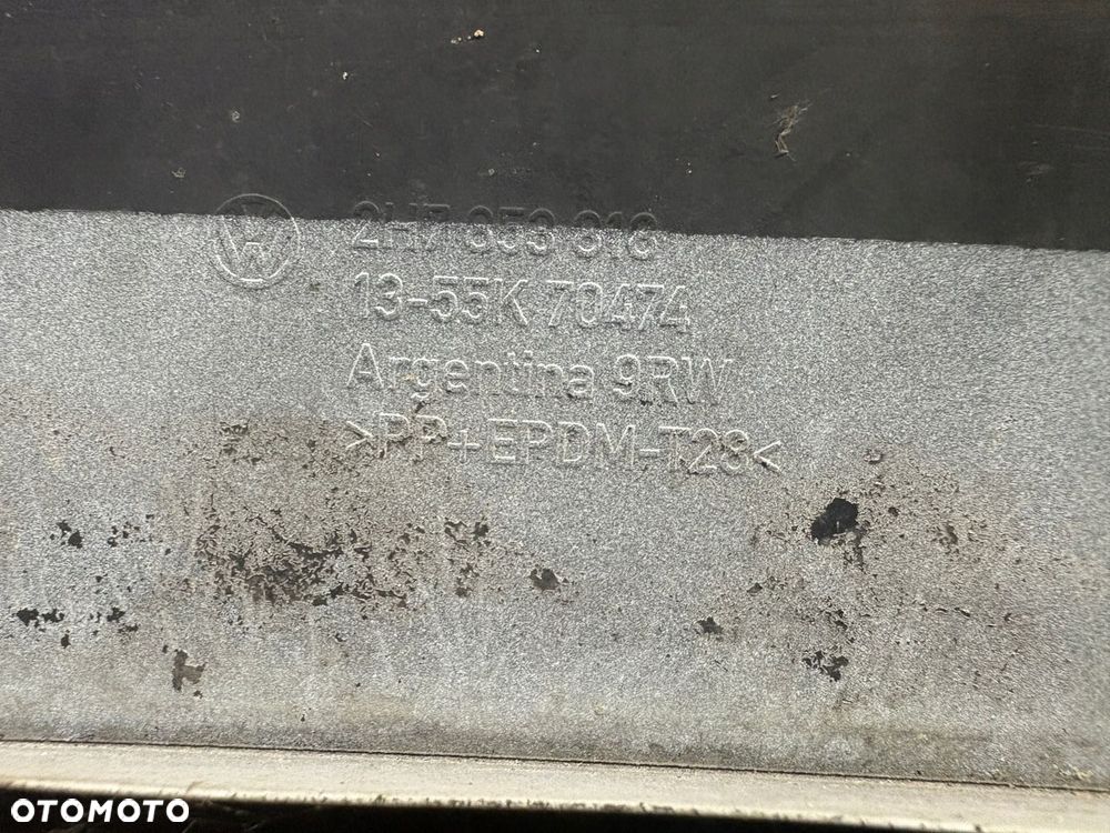 LISTWA BŁOTNIKA PRAWA TYLNA VOLKSWAGEN AMAROK 2H6853818 - 8