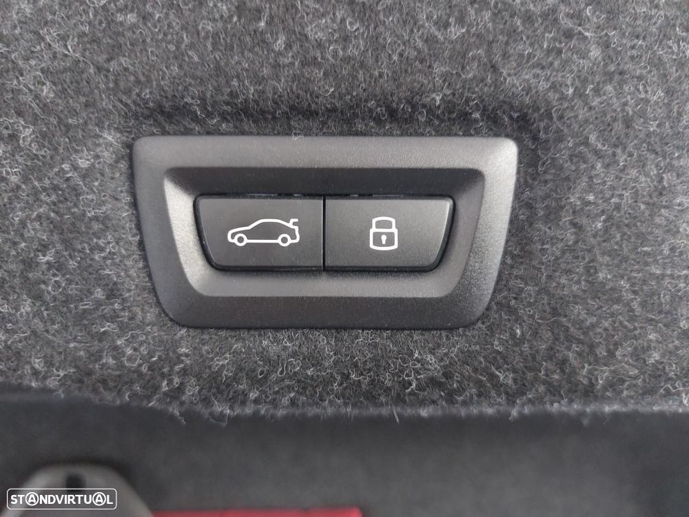 BMW i5 eDrive40 Pack Desportivo M Pro - 56