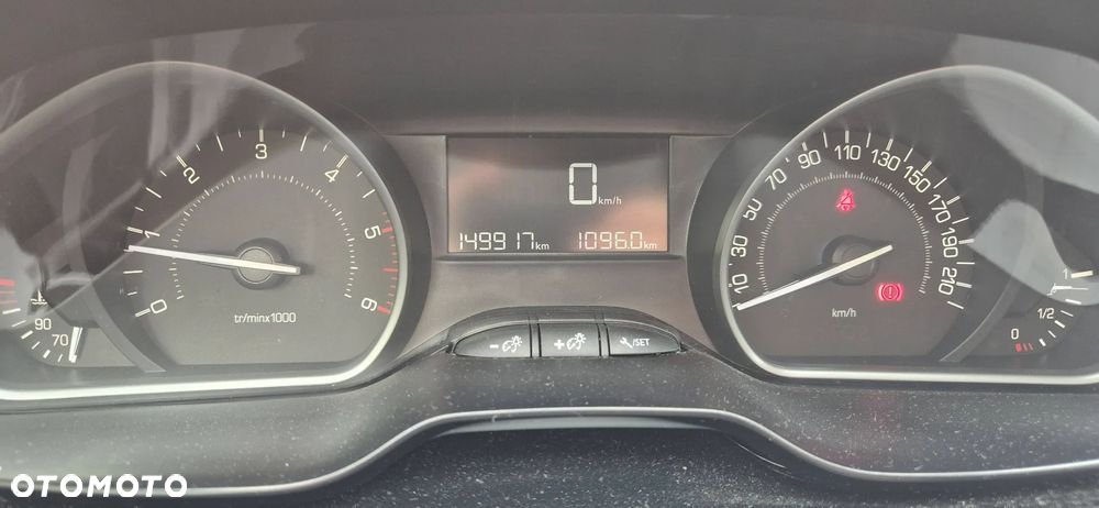 Peugeot 208 Blue-HDi 100 Stop&Start Allure - 9