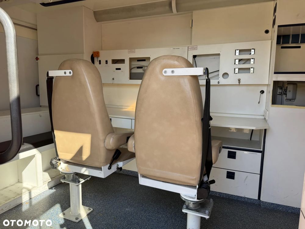 Mercedes-Benz sprinter 904 - 10