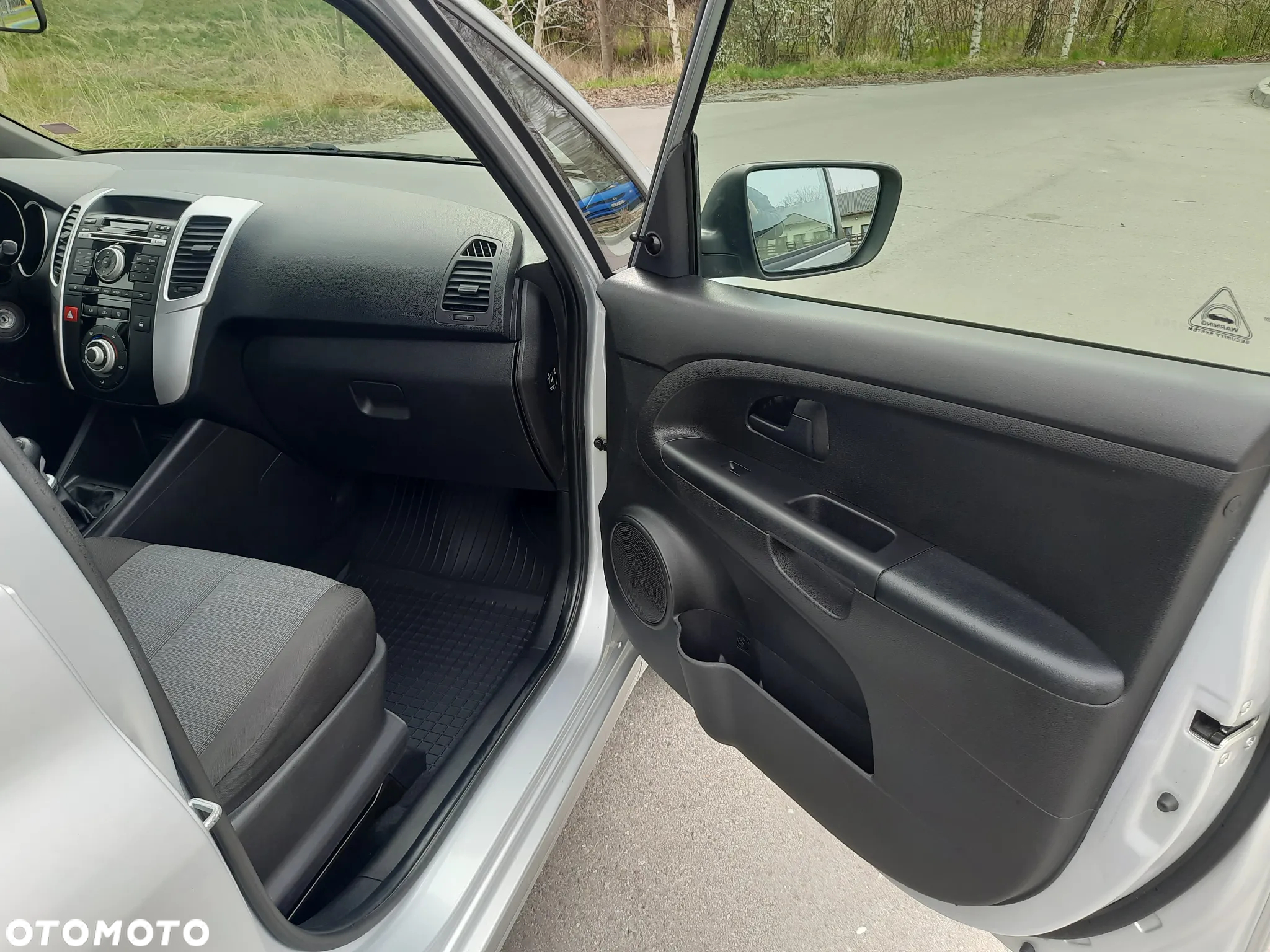 Kia Venga 1.4 L - 11