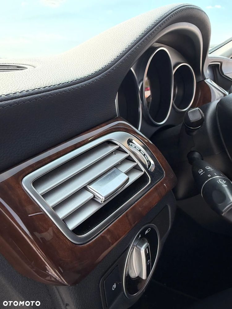 Mercedes-Benz CLS 350 7G-TRONIC - 28