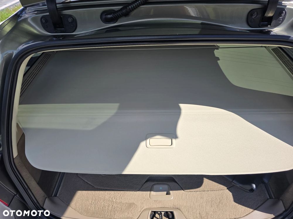 Volvo XC 70 D5 AWD Summum - 26