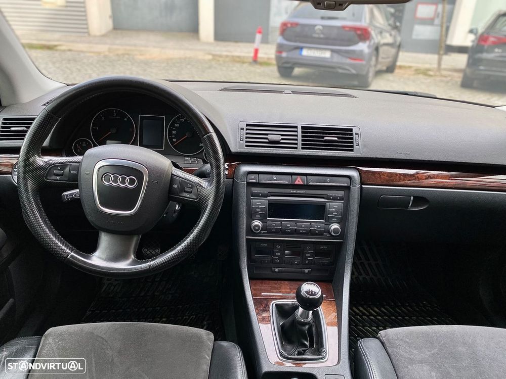 Audi A4 Avant 2.0 TDi S-line - 12