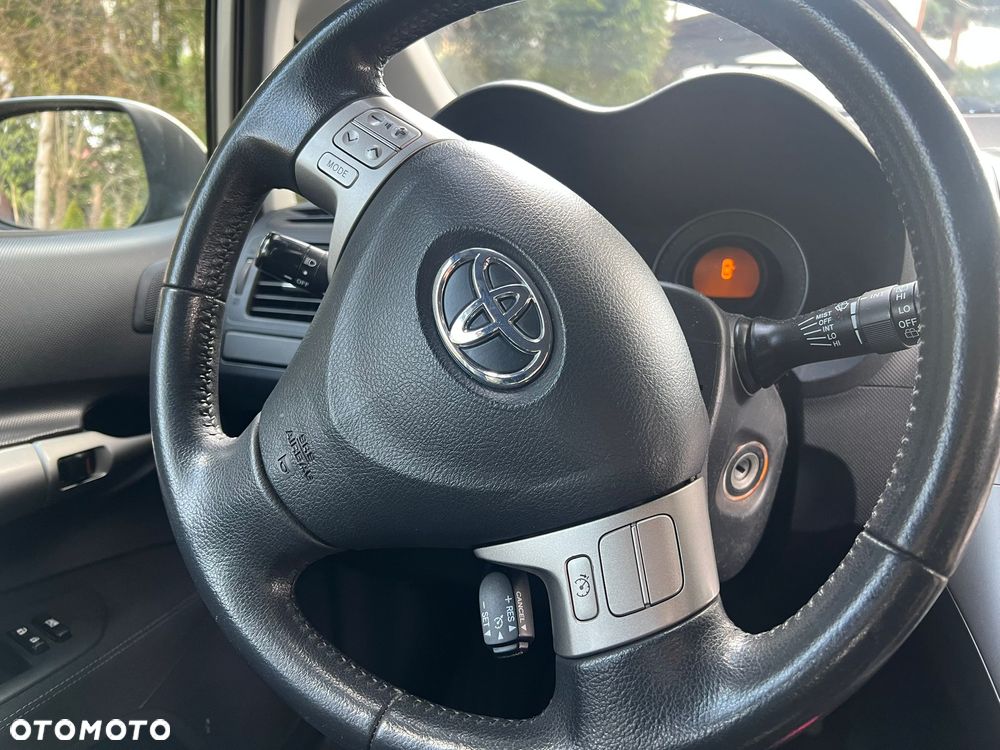 Toyota Auris - 6