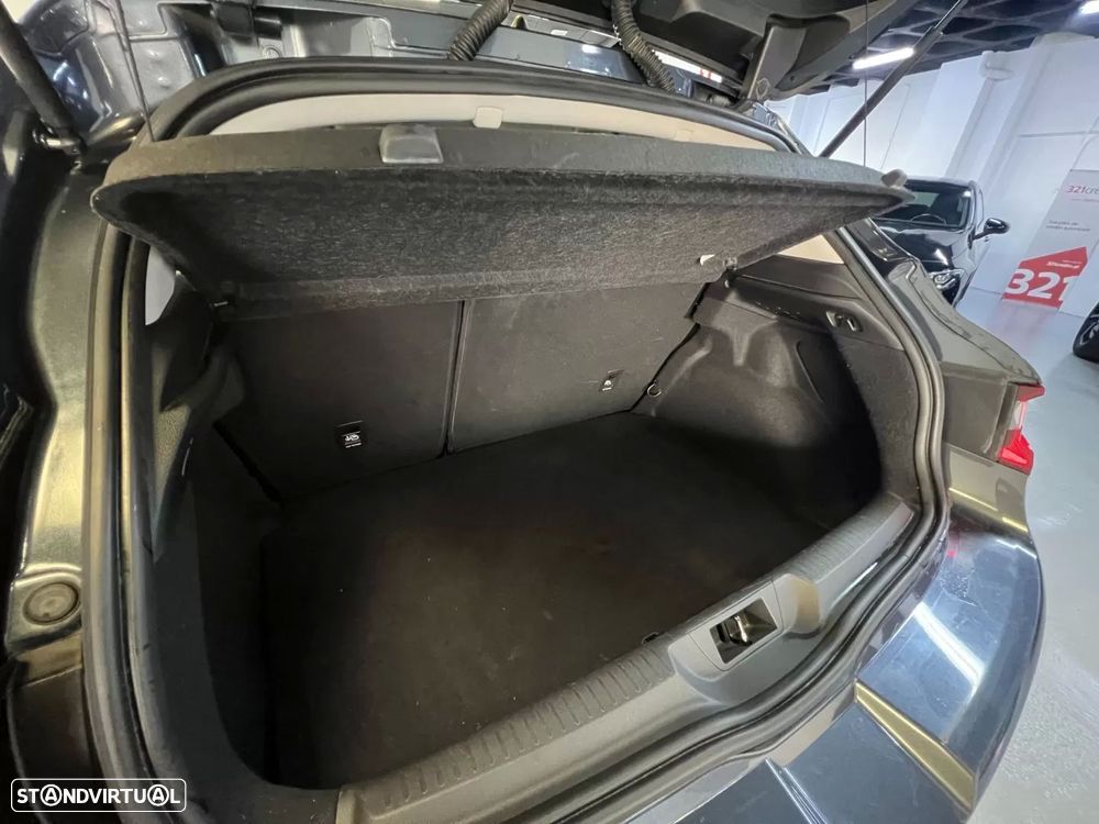 Renault Mégane ENERGY TCe 130 INTENS - 37