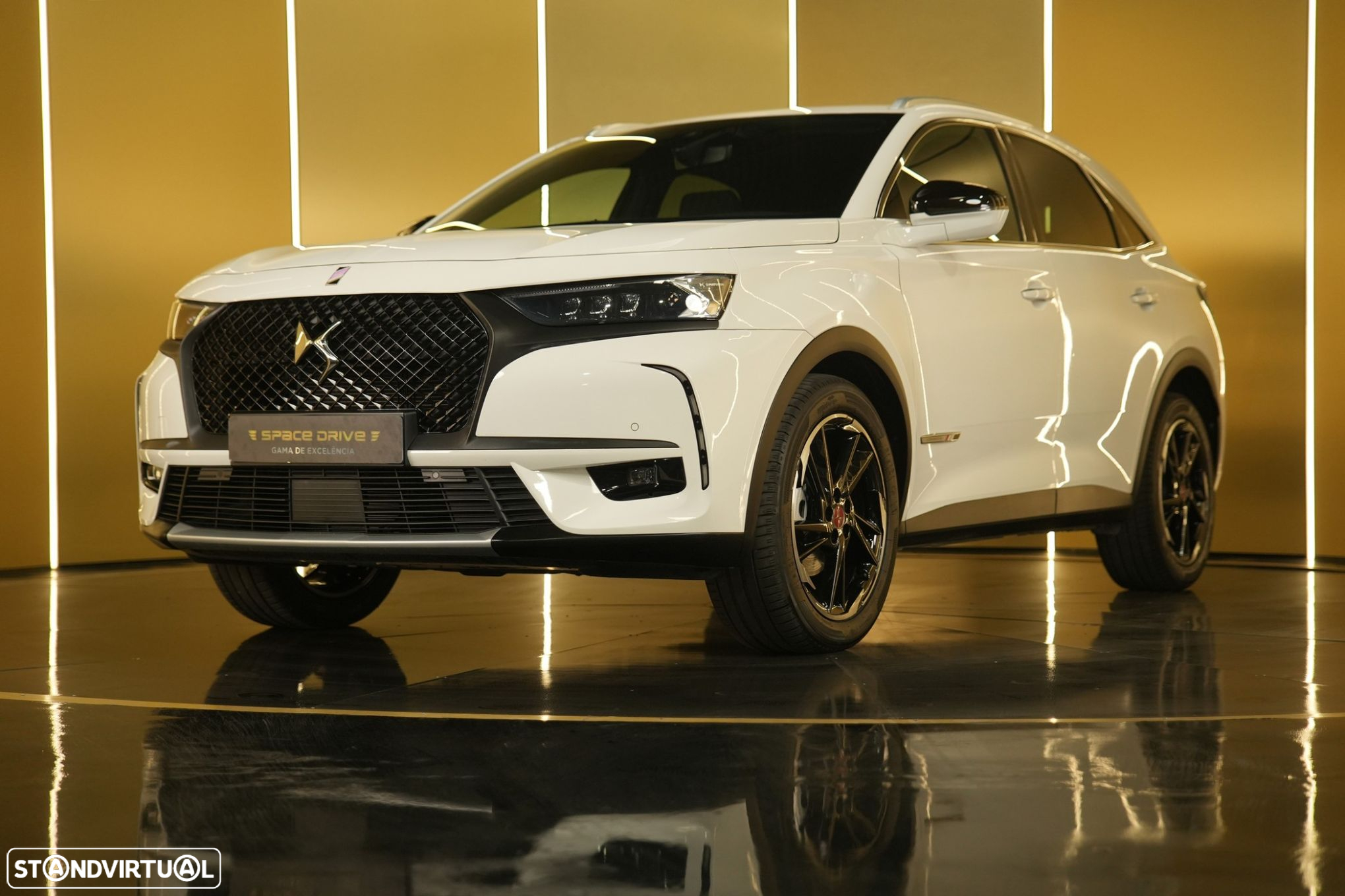 DS DS7 Crossback 1.5 BlueHDi Performance Line EAT8 - 2
