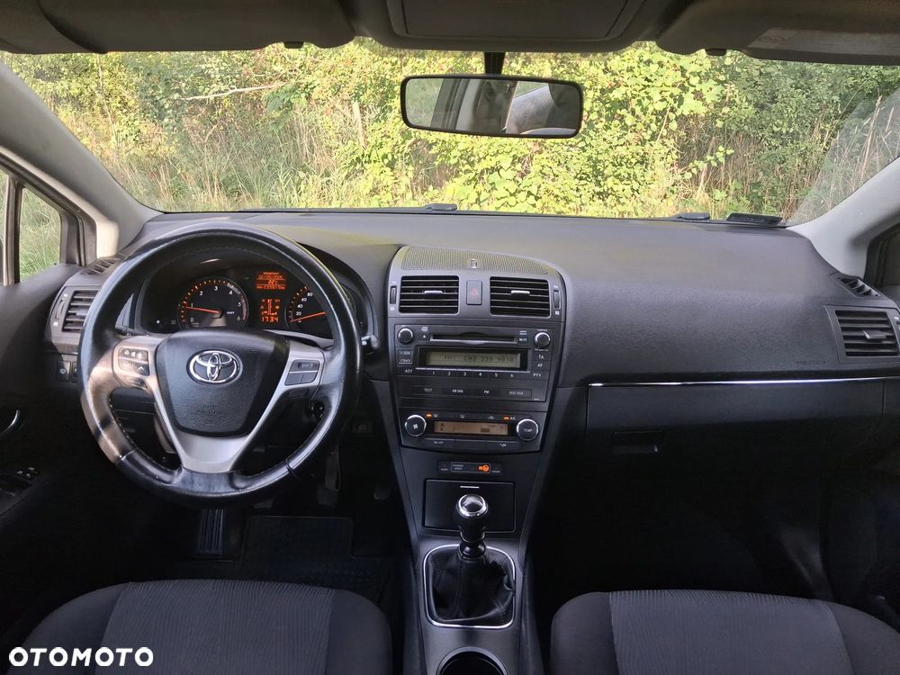 Toyota Avensis 2.0 D-4D Luna - 6