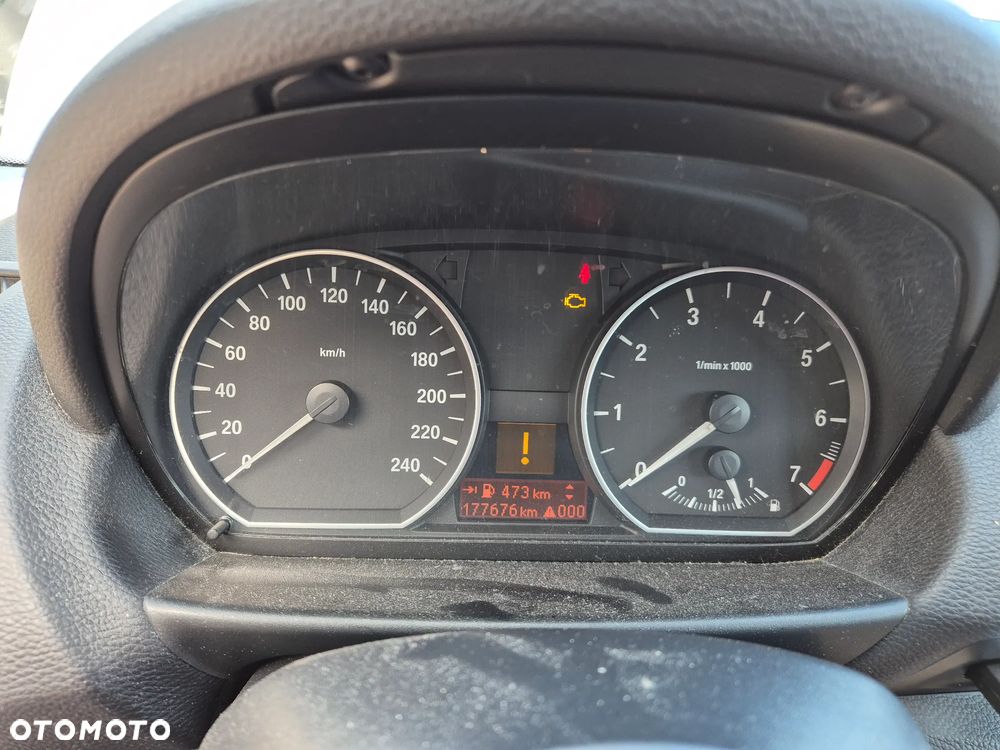 BMW Seria 1 116i - 11