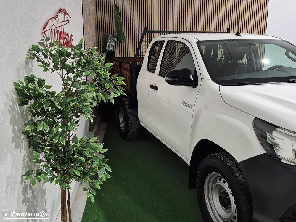 Toyota Hilux 2.4D-4D - 2018 - 137.000KM | GARANTIA | NACIONAL - 3 LUG - 3