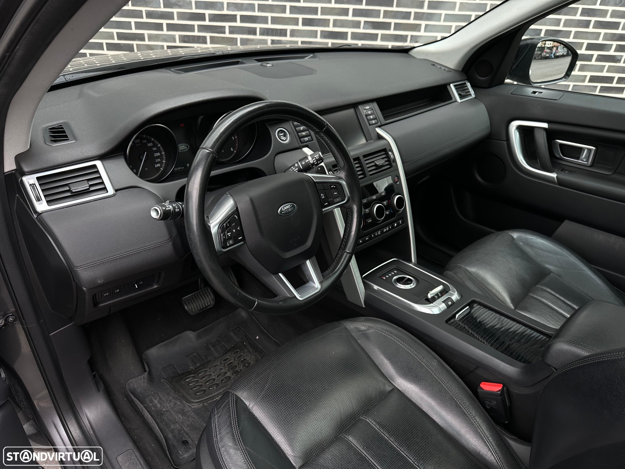 Land Rover Discovery Sport 2.0 D AWD HSE - 10