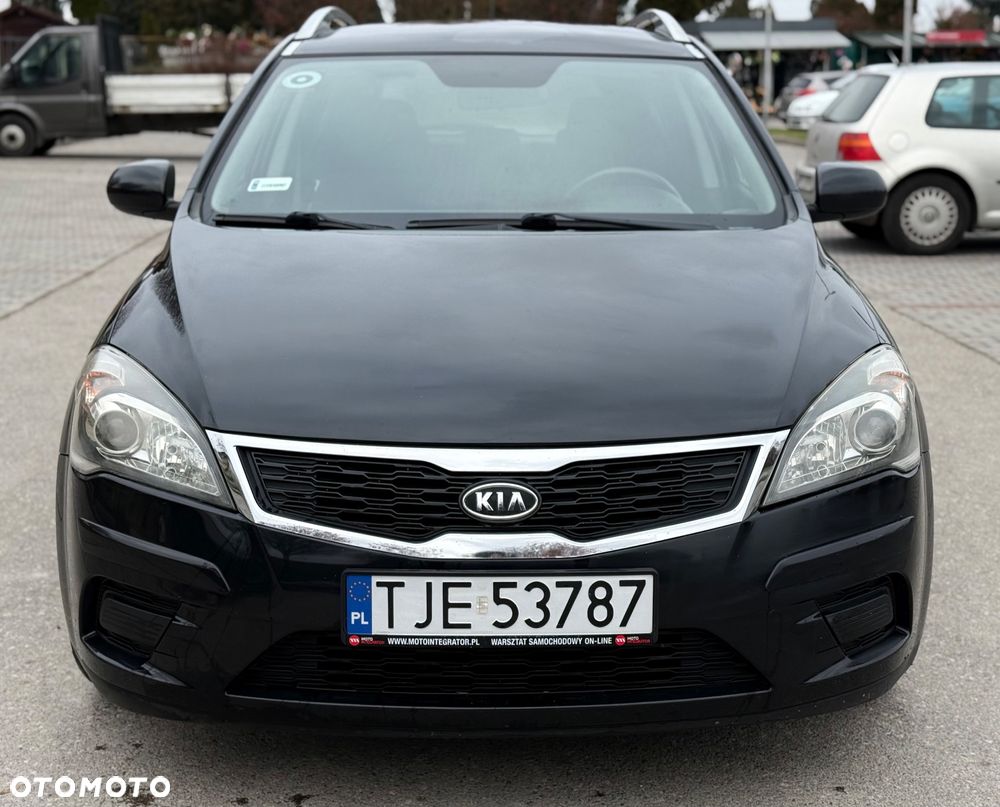 Kia Ceed - 3
