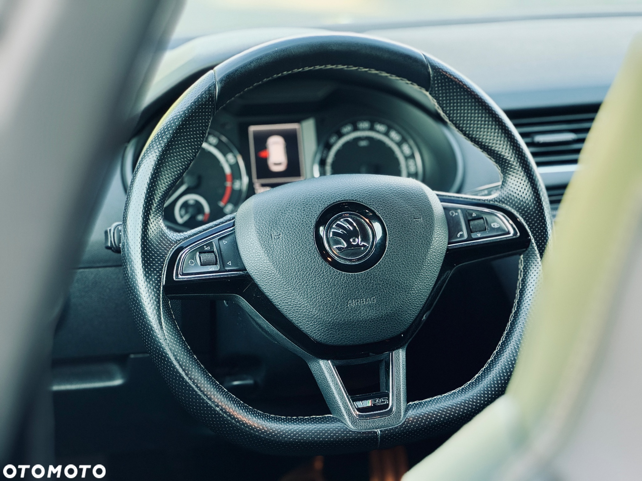 Skoda Octavia 2.0 TSI RS - 27