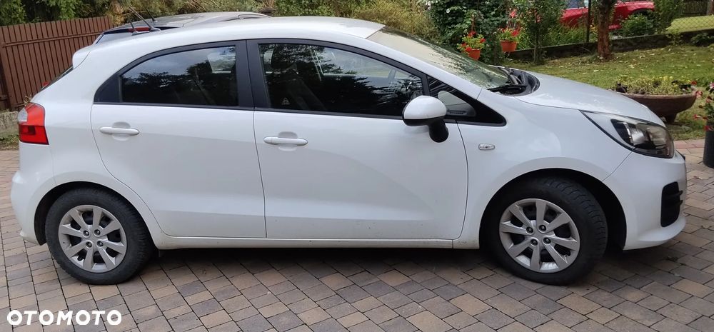 Kia Rio 1.1 crdi M - 3