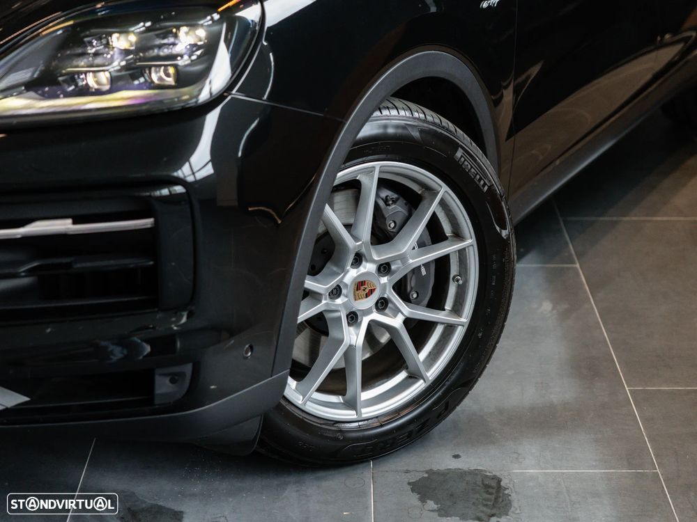 Porsche Cayenne Coupé E-Hybrid - 19
