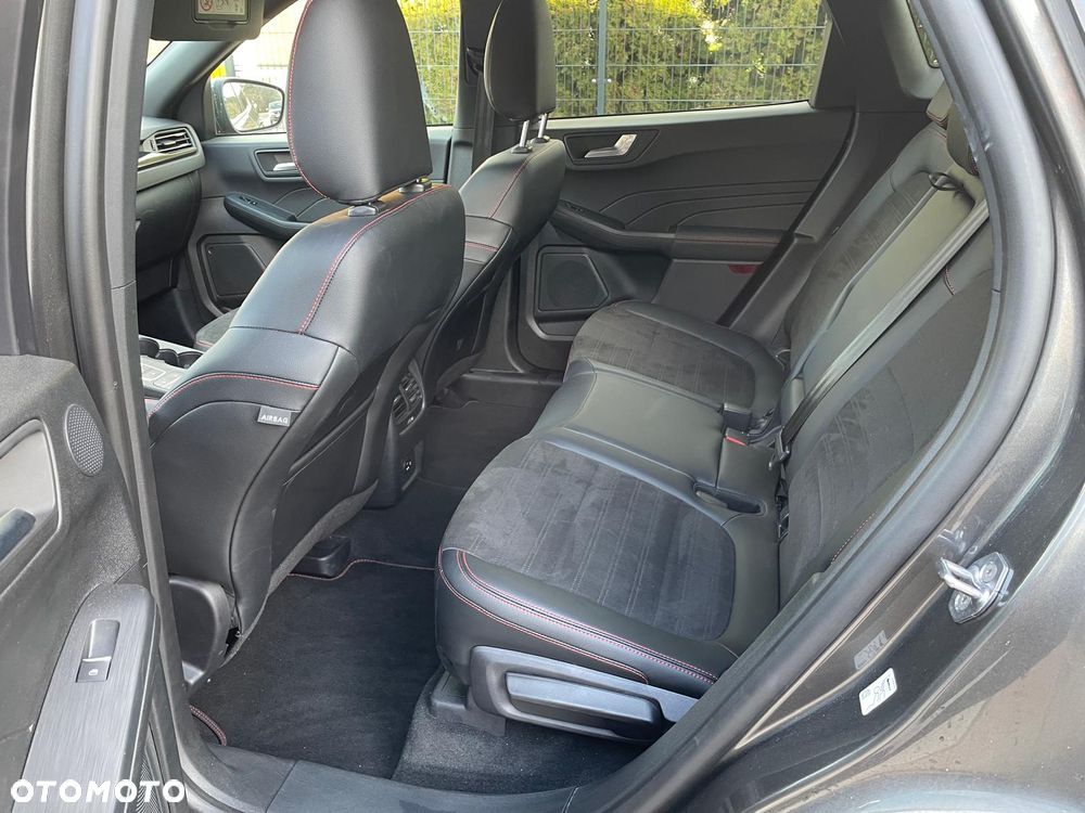 Ford Kuga 2.5P PHEV FWD ST-Line X - 13