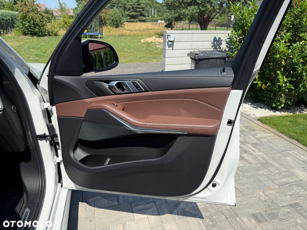 BMW X5 xDrive25d - 24