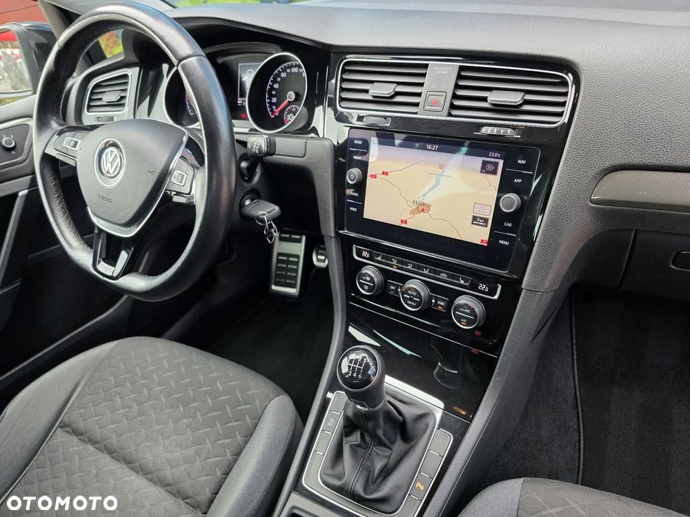 Volkswagen Golf 2.0 TDI SCR Highline - 4