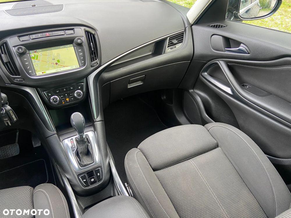 Opel Zafira - 20