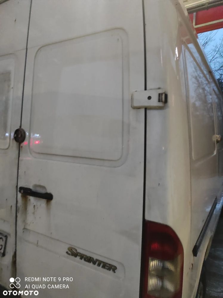 Mercedes-Benz Sprinter - 6