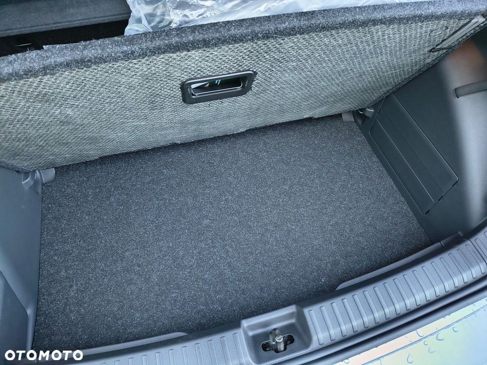 Skoda Fabia - 12