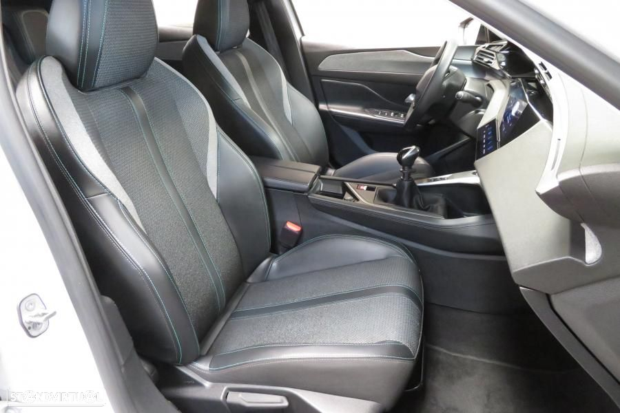 Peugeot 308 1.2 PureTech Allure Pack - 15