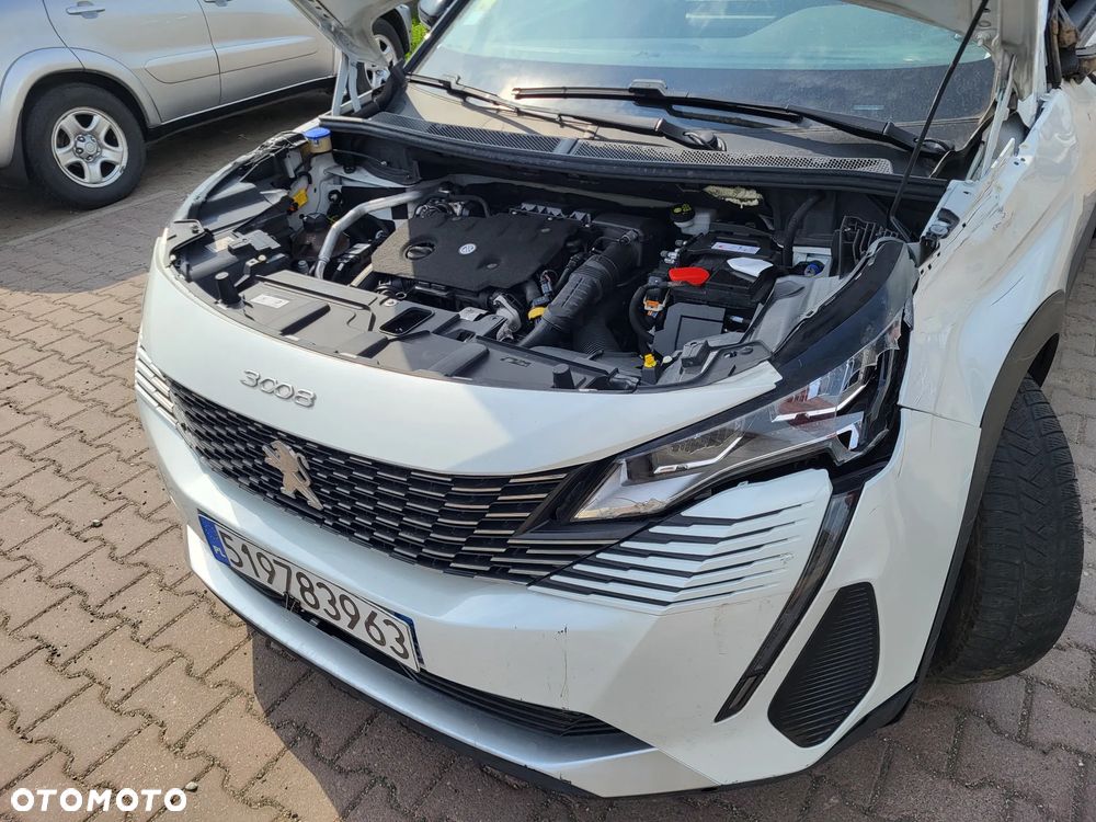 Peugeot 3008 BlueHDi 130 Stop & Start EAT8 Allure - 21