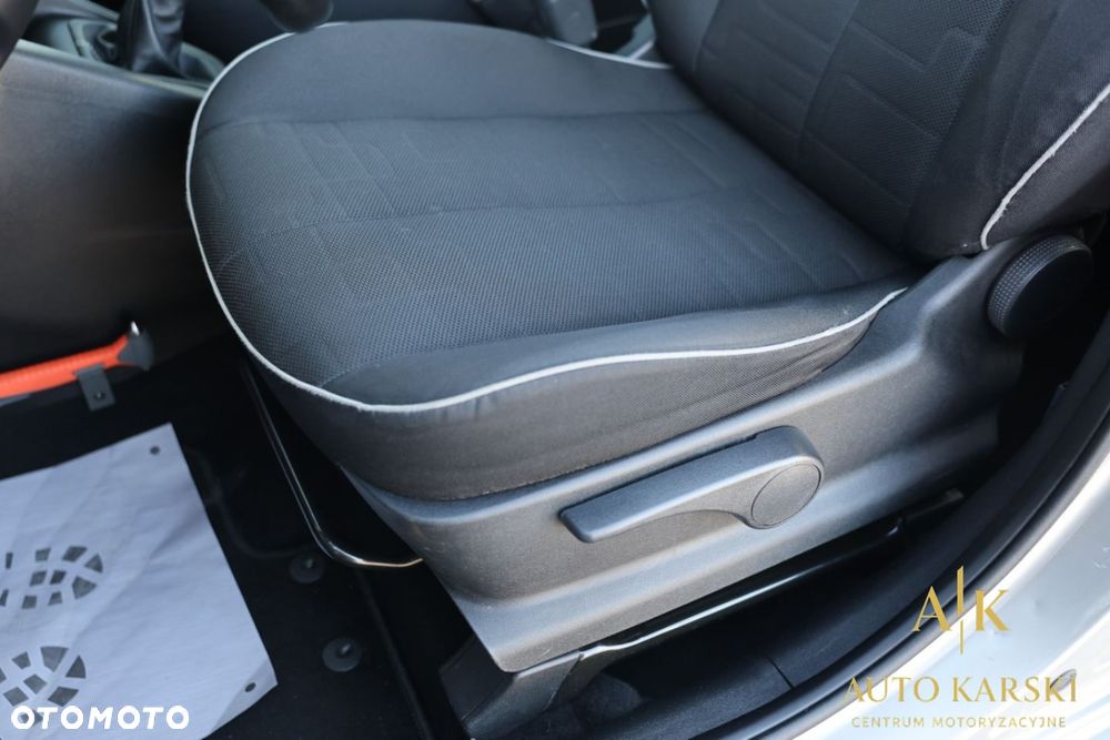 Kia Venga - 31