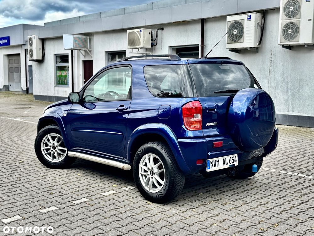 Toyota RAV4 4x4 Edition - 11