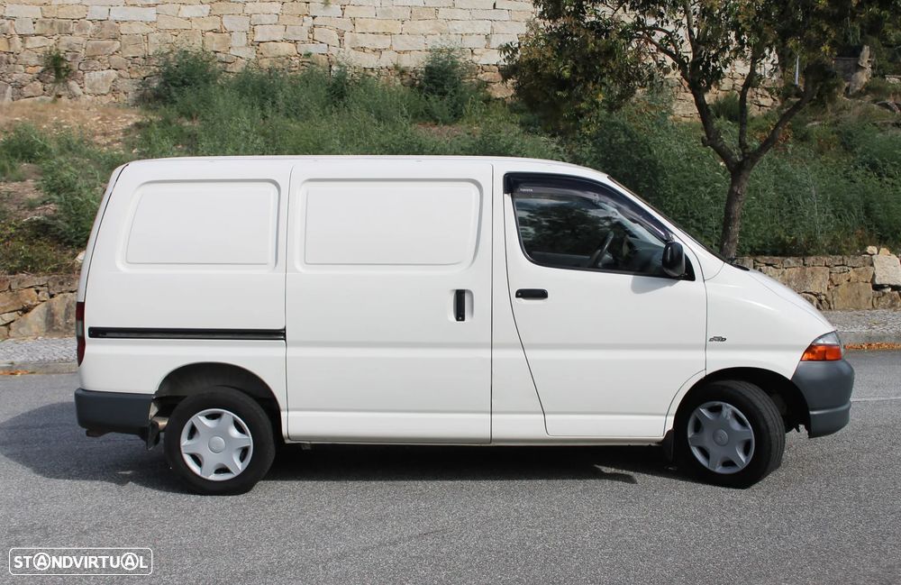 Toyota Haice 2.5 D4D - 5