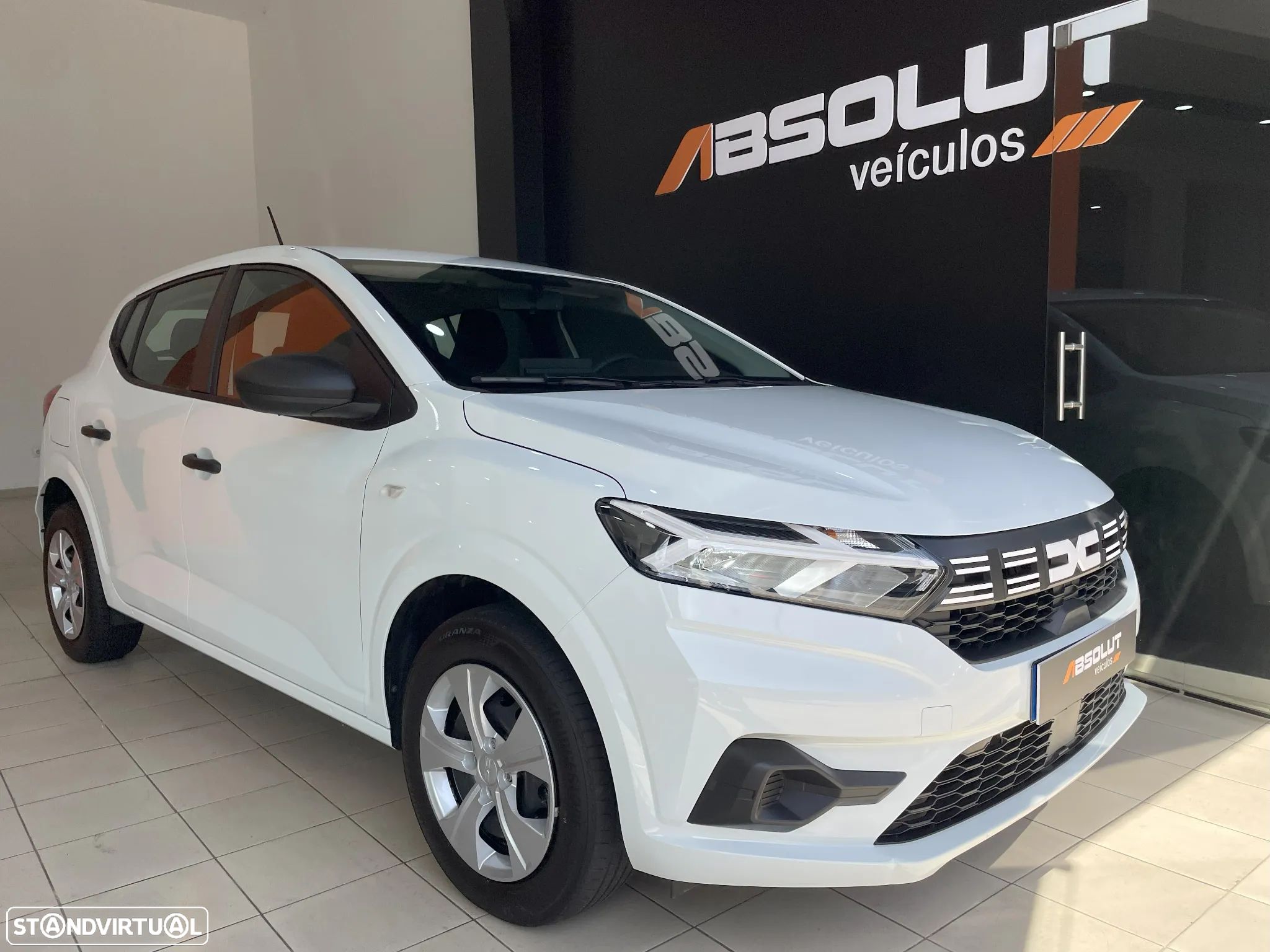 Dacia Sandero - 1