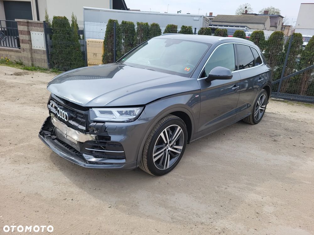Audi Q5 55 TFSIe quattro S tronic S line - 1