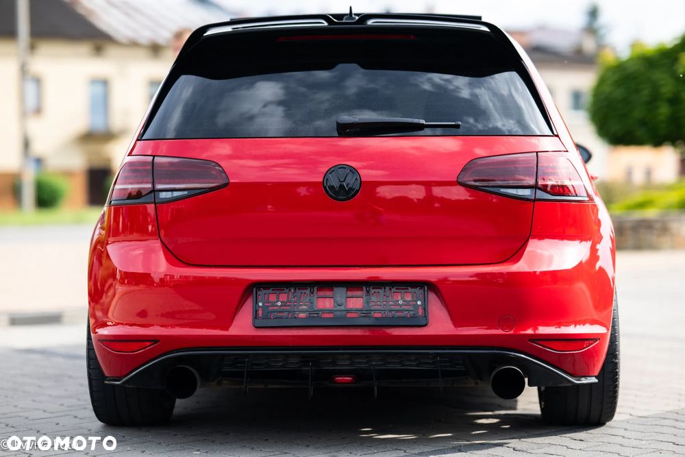 Volkswagen Golf - 4