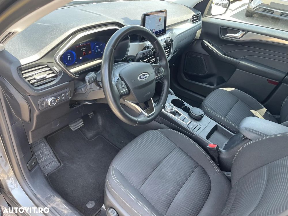 Ford Kuga - 9