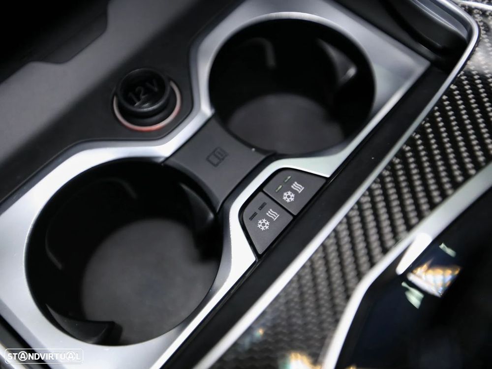 BMW X6 M50i Pack 50 anos - 32