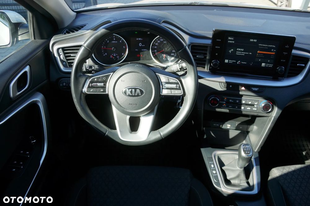 Kia Ceed 1.6 CRDi SCR L - 12