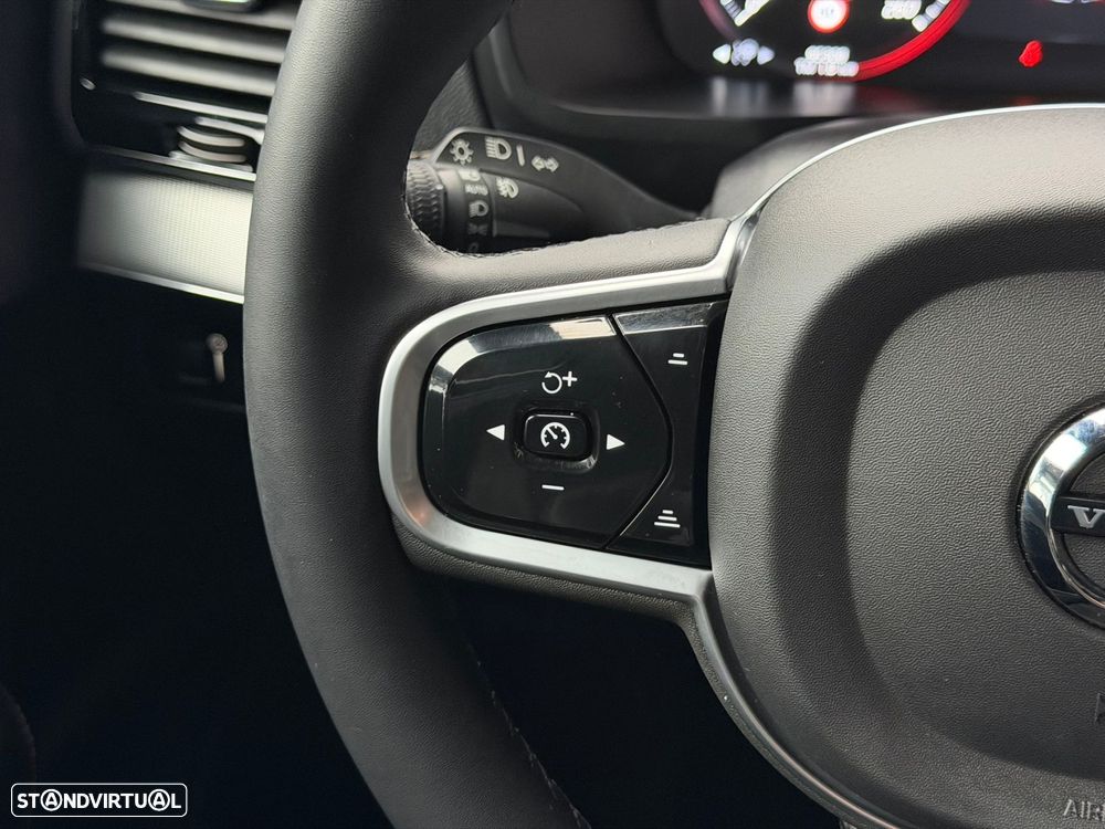 Volvo XC 90 2.0 T8 PHEV R-Design AWD - 39