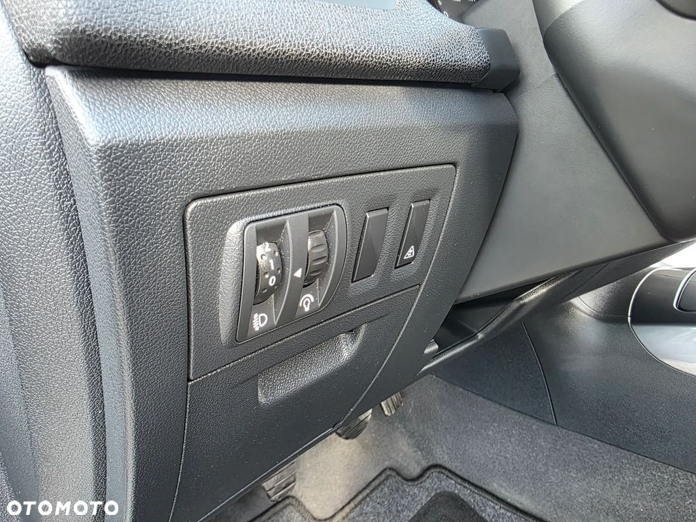 Renault Laguna 1.6 16V 110 Expression - 19