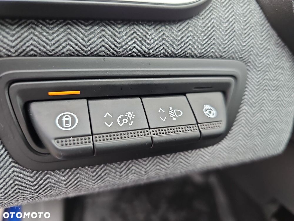 Renault Clio 1.0 TCe Techno - 27