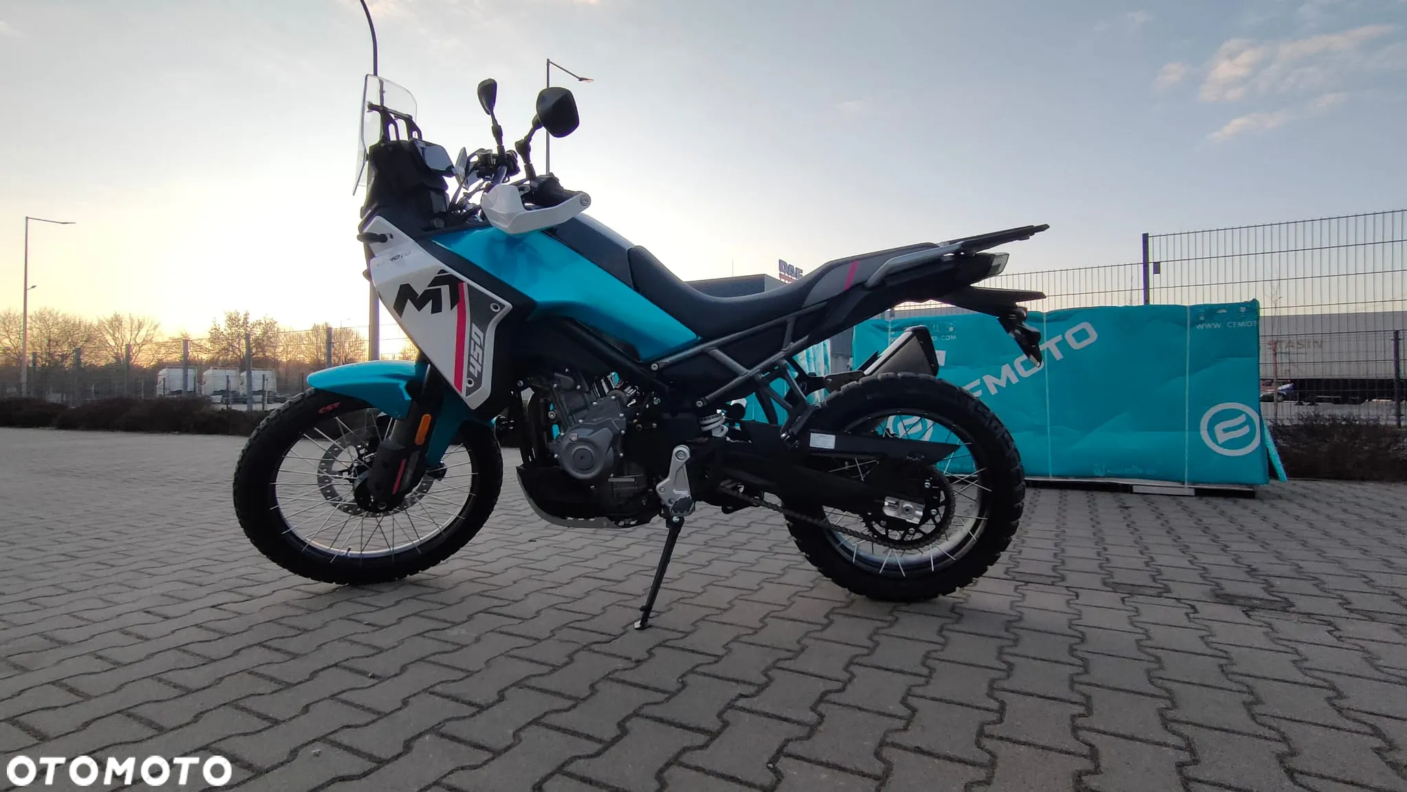 CFMoto MT - 28