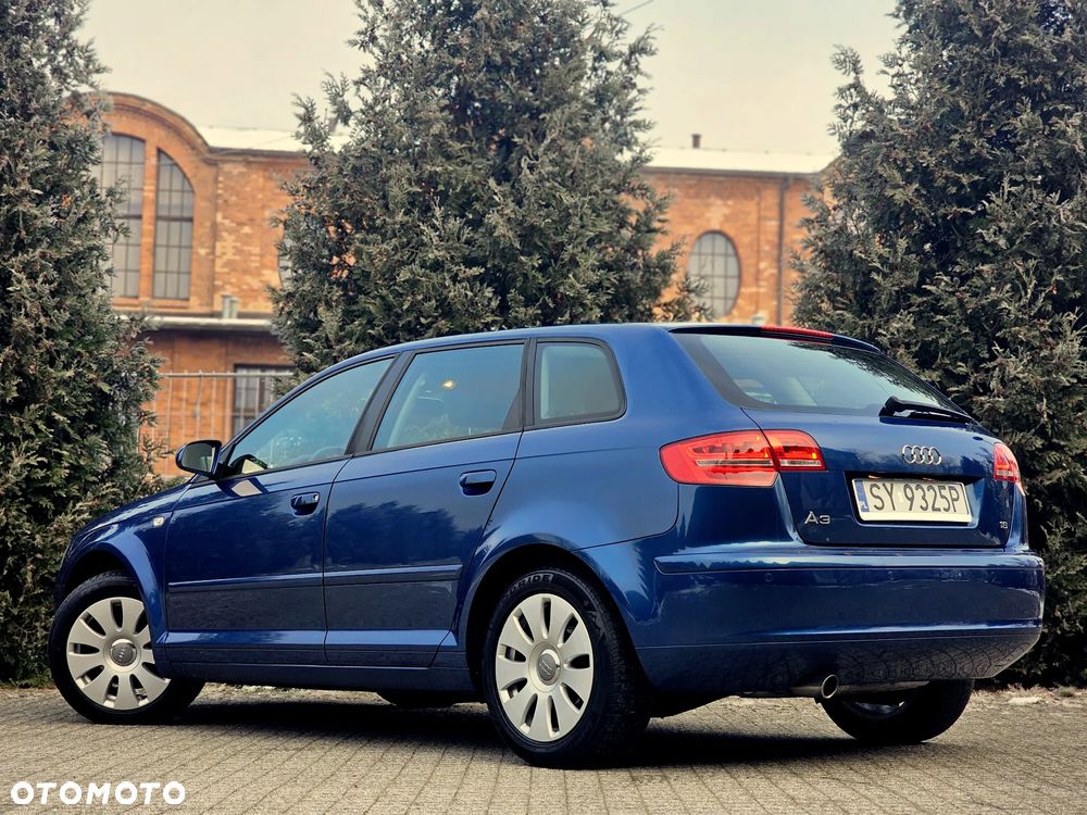 Audi A3 Sportback 1.6 Attraction - 3